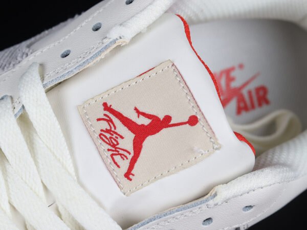 AIR JORDAN 4 RETRO SPLATTER SILT