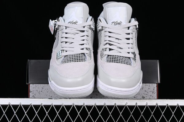 AIR JORDAN 4 RETRO FROZEN MOMENTS WHITE_GREY_SILVER