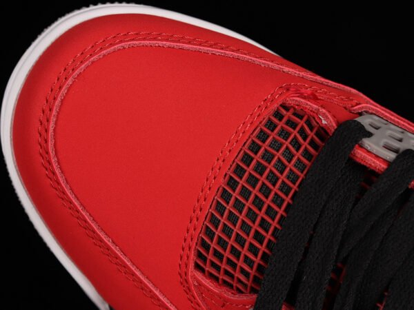 AIR JORDAN 4 RETRO TORO BRAVO FIRE