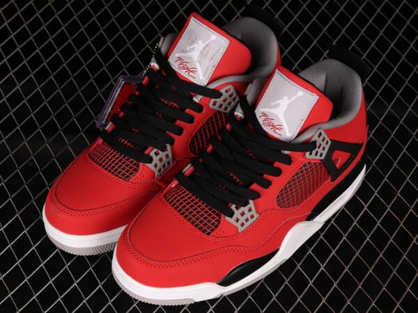AIR JORDAN 4 RETRO TORO BRAVO FIRE