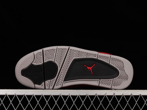 AIR JORDAN 4 RETRO TORO BRAVO FIRE
