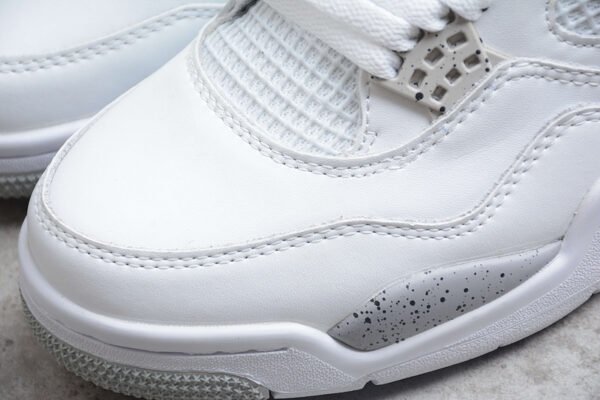 AIR JORDAN 4 RETRO WHITE OREO WHITE_TECH GREY_BLACK_FIRE RED