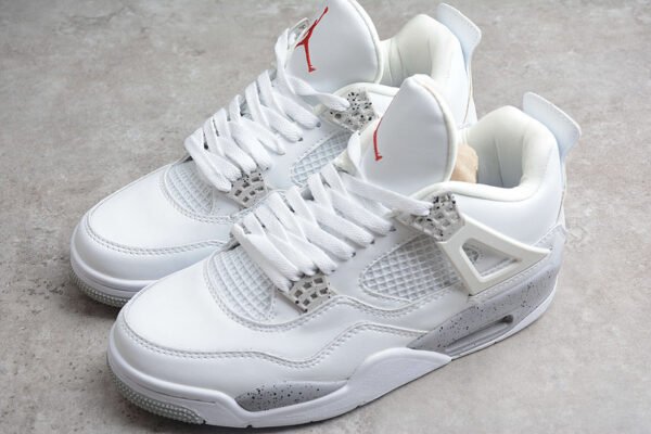 AIR JORDAN 4 RETRO WHITE OREO WHITE_TECH GREY_BLACK_FIRE RED