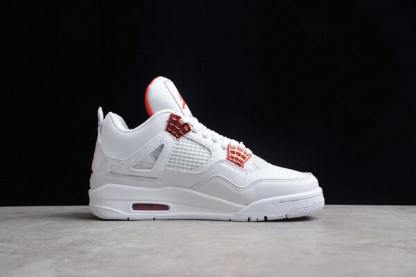 AIR JORDAN 4 RETRO WHITE_UNIVERSITY RED_METALLIC SILVER