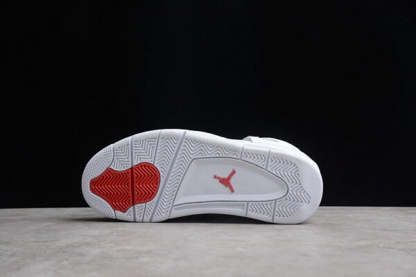 AIR JORDAN 4 RETRO WHITE_UNIVERSITY RED_METALLIC SILVER