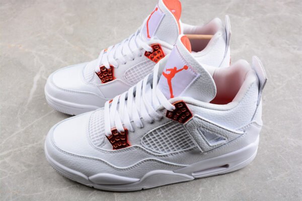 AIR JORDAN 4 RETRO ORANGE METALLIC WHITE_TOTAL ORANGE_METALLIC SILVER