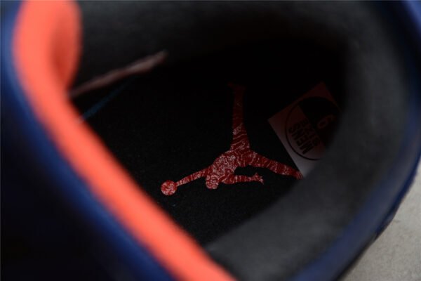 AIR JORDAN 4 RETRO WINTER