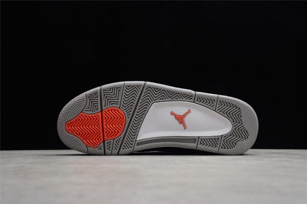 AIR JORDAN 4 RETRO WINTER