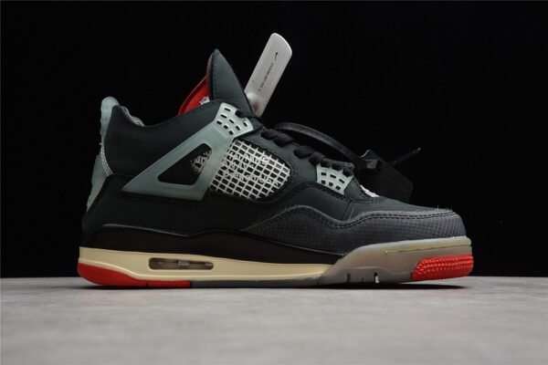 OW X AIR JORDAN 4 BRED