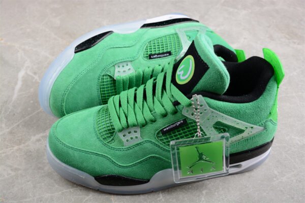 AIR JORDAN 4 RETRO MICHIGAN WOLVERINES PE COLLEGE