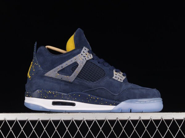AIR JORDAN 4 PE