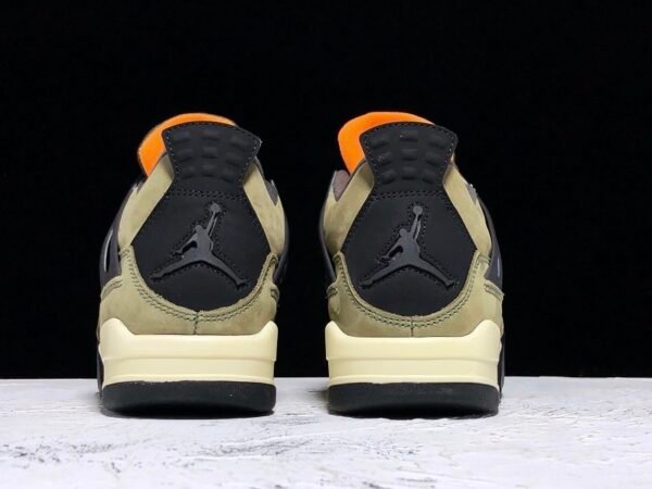 AIR JORDAN 4 RETRO WHITE_PINE GREEN_METALLIC SILVER
