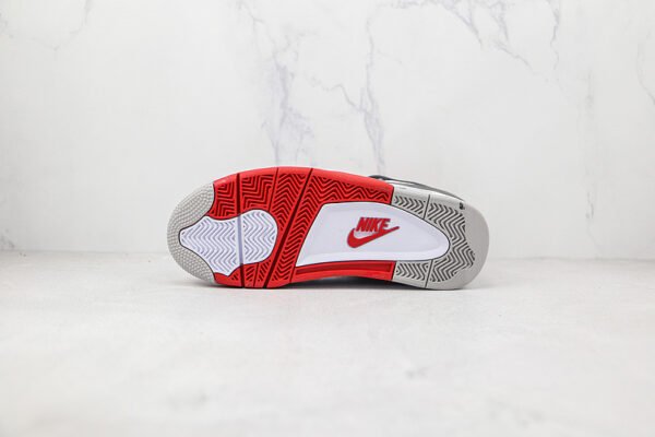 AIR JORDAN 4 RETRO OG WHITE_BLACK_TECH GREY_FIRE RED