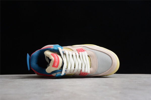 AIR JORDAN 4 RETRO GS WILD THINGS SAIL_UNIVERSITY RED_HEMP_BARELY VOLT