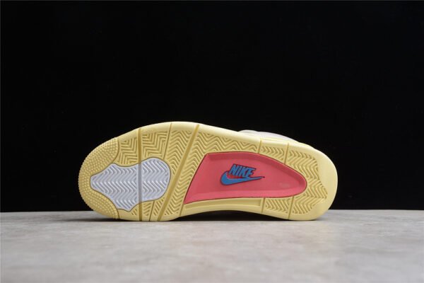 AIR JORDAN 4 RETRO GS WILD THINGS SAIL_UNIVERSITY RED_HEMP_BARELY VOLT