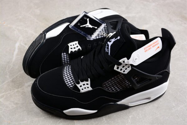 AIR JORDAN 4 RETRO WHITE_MIDNIGHT NAVY_LIGHT SMOKE GREY_FIRE RED