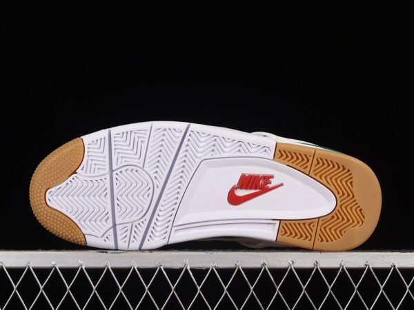 SB X AIR JORDAN 4 RETRO SP SAIL_PINE GREEN_NEUTRAL GREY_WHITE