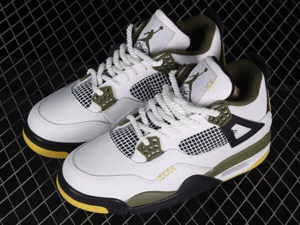 AIR JORDAN 4 RETRO WHITE_BLACK_GREEN