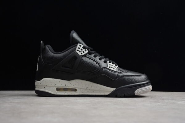 AIR JORDAN 4 RETRO ROYALTY BLACK_METALLIC GOLD-WHITE
