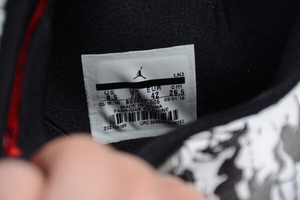 LEVIS X AIR JORDAN 4 WHITE DENIM_WIHTE_WHITE