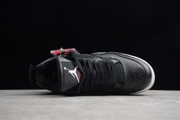 LEVIS X AIR JORDAN 4 DENIM_DENIM-SAIL-GAME RED