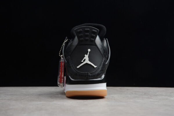 LEVIS X AIR JORDAN 4 DENIM_DENIM-SAIL-GAME RED