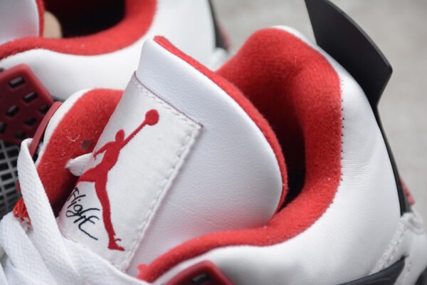 AIR JORDAN 4 RETRO BRED 2019 RELEASE BLACK_FIRE RED-CEMENT GREY