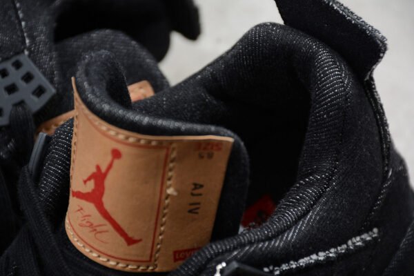 AIR JORDAN 4 RETRO LEVIS NRG LEVIS BLACK_BLACK_BLACK