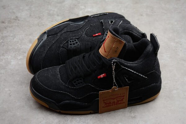 AIR JORDAN 4 RETRO LEVIS NRG LEVIS BLACK_BLACK_BLACK
