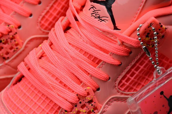 AIR JORDAN 4 RETRO HOT PUNCH_BLACK-VOLT