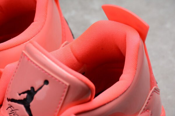 AIR JORDAN 4 RETRO HOT PUNCH_BLACK-VOLT