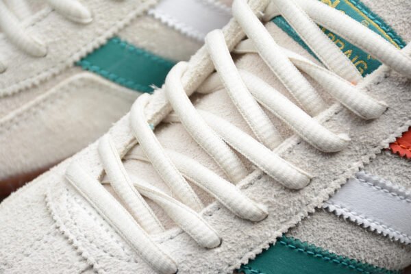 ADIDAS PHARRELL WILLIAMS ORIGINALS SAMBA RED