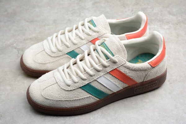 ADIDAS PHARRELL WILLIAMS ORIGINALS SAMBA RED