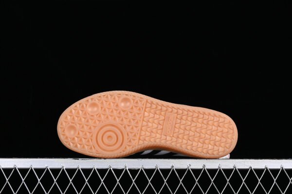 SAMBA RM MIAMI PALE NUDE_REAL PURPLE-HI-RES AQUA
