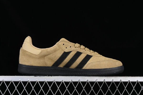 SAMBA RM SHOES CRYSTAL WHITE_CORE BLACK_BLUEBIRD
