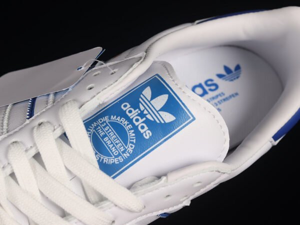 SAMBA SHOES CLOUD WHITE_LUCID BLUE_GUM