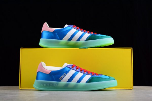 GUCCI X GAZELLE SHOES BLUE_CLOUD WHITE_GREEN_RED