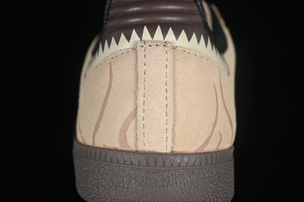 STAR WARS SAMBA BOBA FETT SARLACC PIT SAVANNA_MINERAL RED_CORE BLACK