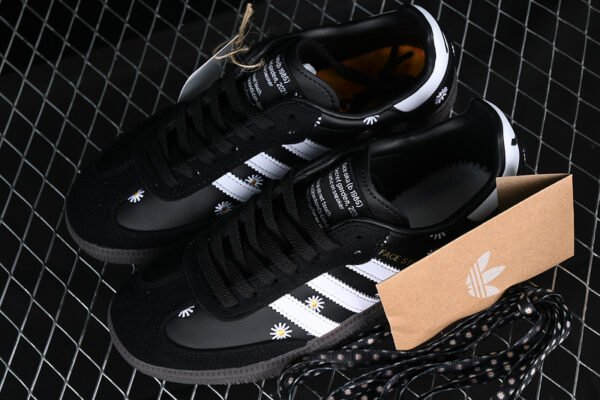 ADIDAS ATMOS X FACE X SAMBA OG EMBROIDERED DAISIES CORE BLACK_CLOUD WHITE_GOLD FOIL