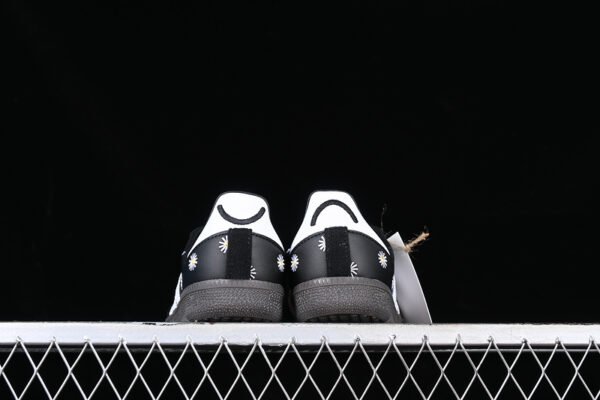ADIDAS ATMOS X FACE X SAMBA OG EMBROIDERED DAISIES CORE BLACK_CLOUD WHITE_GOLD FOIL