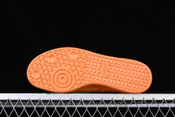 ADIDAS PHARRELL X SAMBA HUMAN RACE ORANGE_ORANGE_ORANGE
