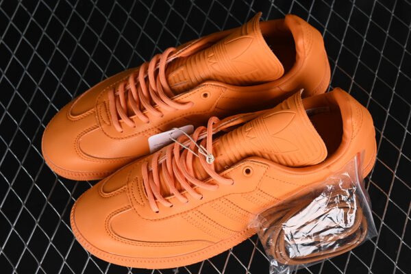 ADIDAS PHARRELL X SAMBA HUMAN RACE ORANGE_ORANGE_ORANGE