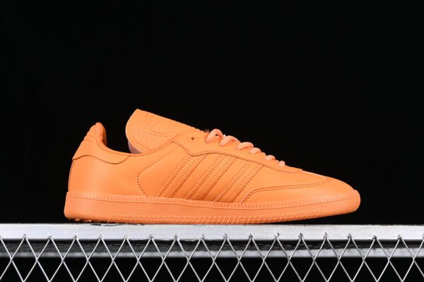 ADIDAS PHARRELL X SAMBA HUMAN RACE ORANGE_ORANGE_ORANGE