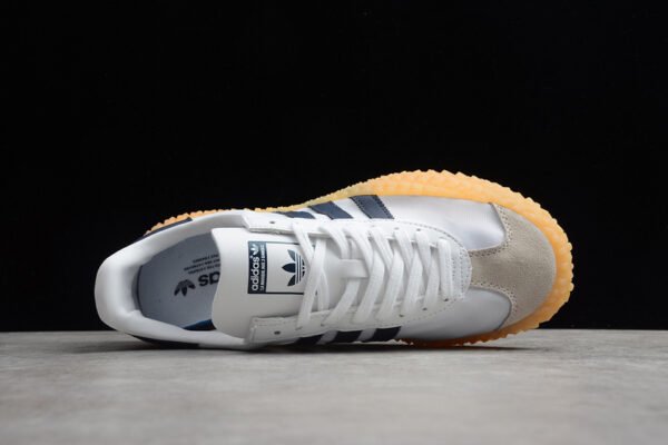 COUNTRY X KAMANDA CLOUD_WHITE_NAVY_BLUE_GUM