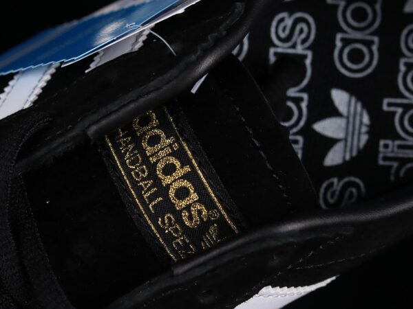 HANDBALL SPEZIAL SHOES CORE BLACK_CLOUD WHITE_GUM