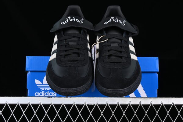 HANDBALL SPEZIAL WHITE_BLACK