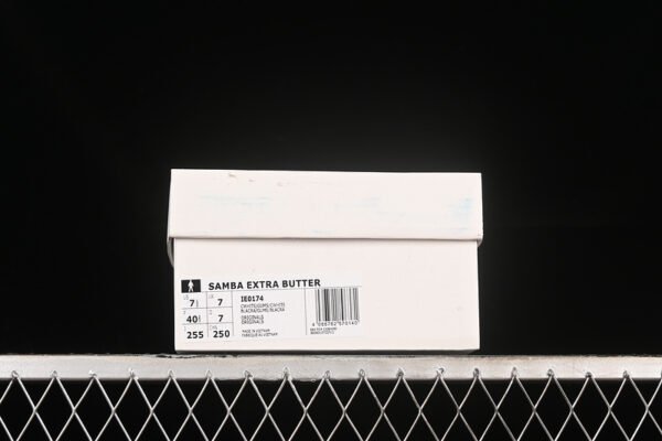 EXTRA BUTTER X SAMBA CONSORTIUM CUP CHALK WHITE_GUM_CHALK WHITE