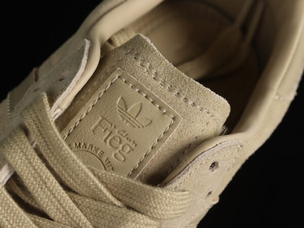 RONNIE FIEG X CLARKS X 8TH STREET SAMBA SAVANNAH