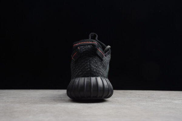 YEEZY BOOST 350 PIRATE BLACK PIRBLK_BLUGRA_CBLACK