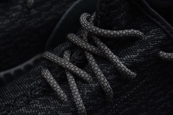 YEEZY BOOST 350 PIRATE BLACK PIRBLK_BLUGRA_CBLACK